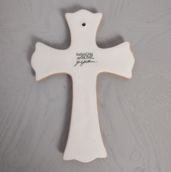 Southern Living Cross - Picture 3 of 3